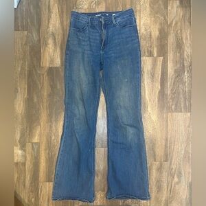 Old Navy flared leg Blue Jeans